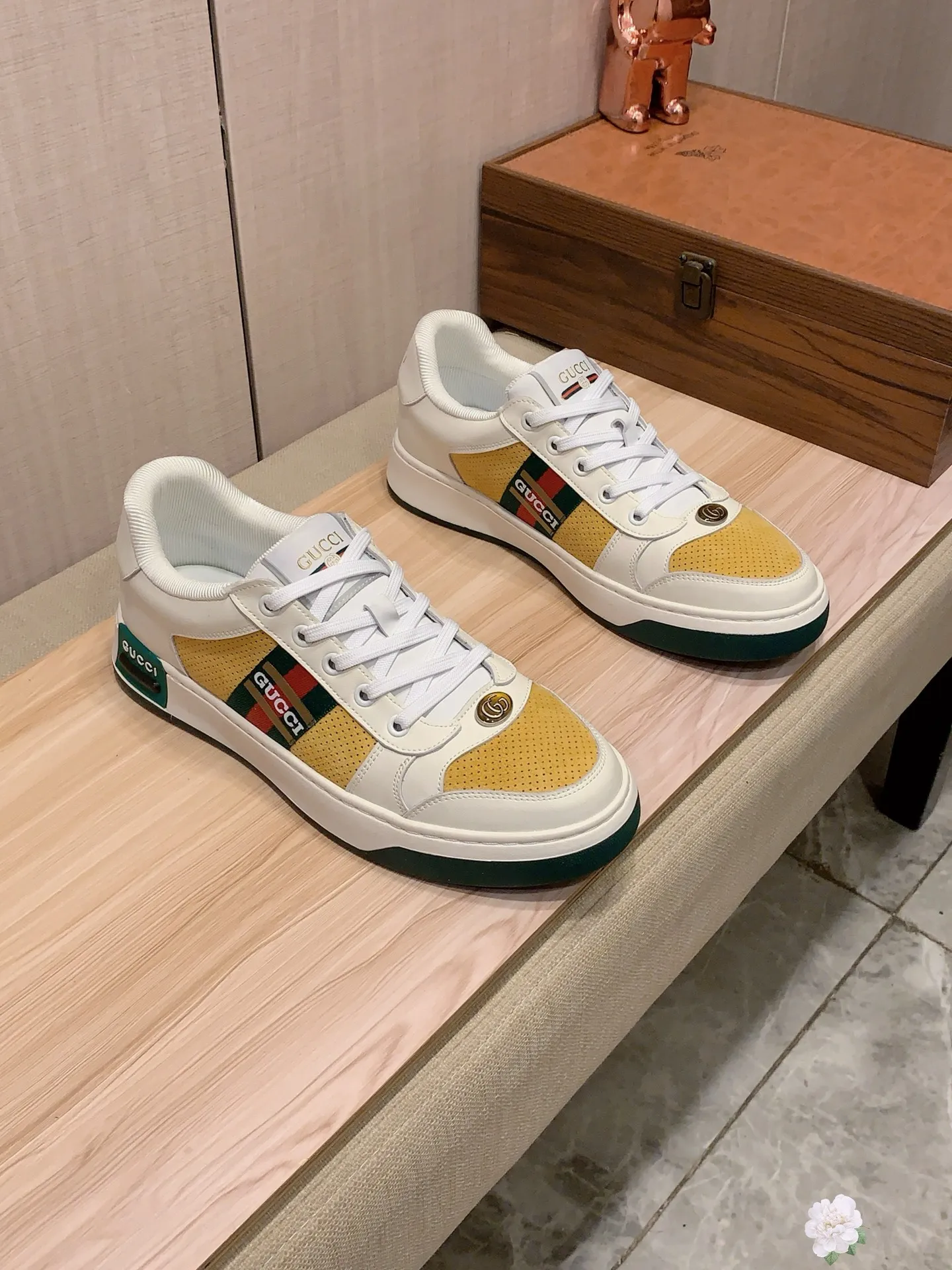 Men's Men's Shoes💰420💰💰🎩🎩[Lightning][Lightning] "Gucci*" The latest and most popular casual shoes, top brand [seduce] luxury ~ purchasing agency, top ~ quality. [Strong] The upper is made of imported breathable cowhide with fabric material ➕ Breathable sheepskin feet (•) and fine workmanship. The original stylish and stylish soft rubber wear-resistant and non-slip outsole is light and comfortable on the feet. The real thing looks better when photographed. 013: Size: 38-44, 3️⃣ colors selected